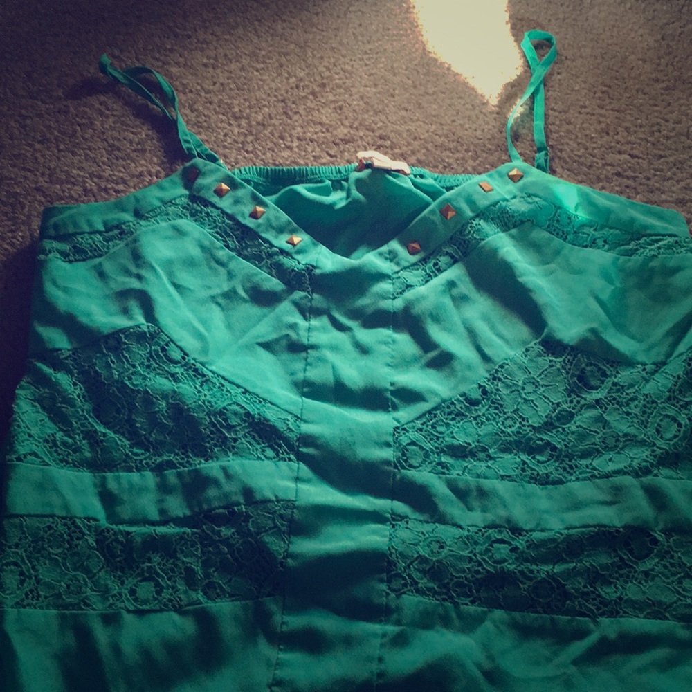 Teal top